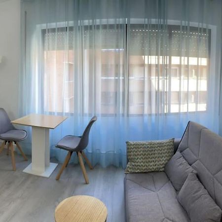 Oasis Plus Sevilla Exterior foto